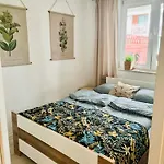 Z Ogrodkiem Apartman *